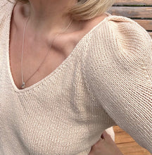 Lade das Bild in den Galerie-Viewer, LeelaSummerBlouse ENG