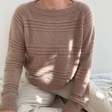 Lade das Bild in den Galerie-Viewer, SheerLineBlouse DEU