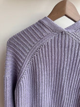 Lade das Bild in den Galerie-Viewer, KatieCardigan ENG