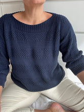 Lade das Bild in den Galerie-Viewer, JessieSweater DEU