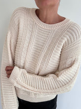 Lade das Bild in den Galerie-Viewer, AnnieSweater DEU