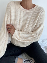 Lade das Bild in den Galerie-Viewer, AnnieSweater DEU