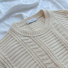 Lade das Bild in den Galerie-Viewer, AnnieSweater DEU