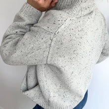 Lade das Bild in den Galerie-Viewer, SnuggleJacket DEU