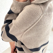 Lade das Bild in den Galerie-Viewer, ToffeeSweater / ToffeeSweaterStripes DEU