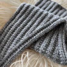 Lade das Bild in den Galerie-Viewer, SeedyBandana / SeedyBandanaMini DEU