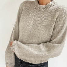 Lade das Bild in den Galerie-Viewer, SnuggleSweater DEU